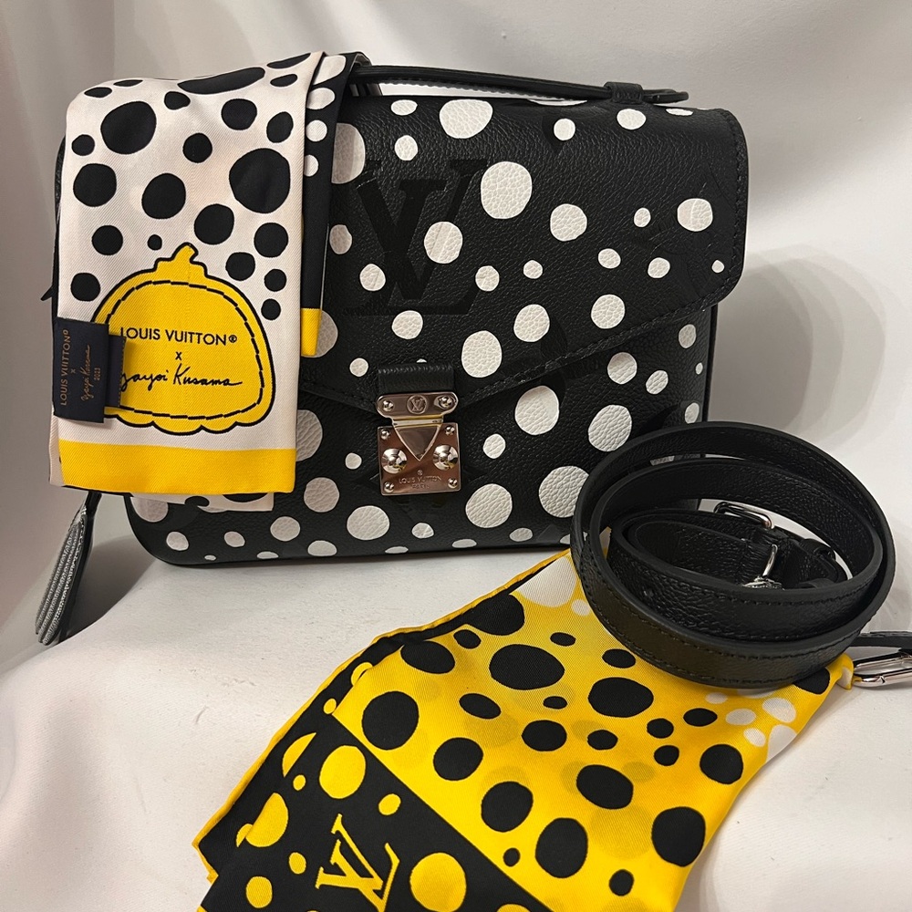 Louis Vuitton Yellow Polka Dot Bandeau & Square set - Picture 3 of 6